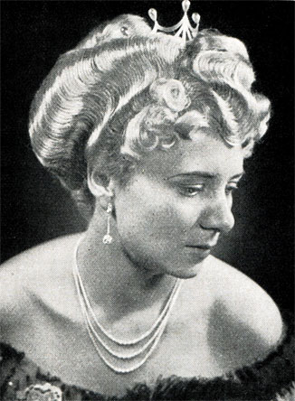 Рис. 33. Прическа 1910 г. в исполнении Гельдузера из г. Пирна