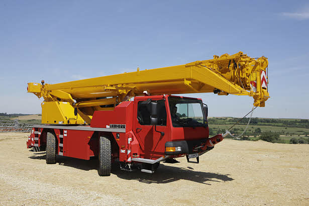Самоходный автокран Liebherr LTM 1040-2.1 Самоходный автокран Liebherr LTM 1040-2.1