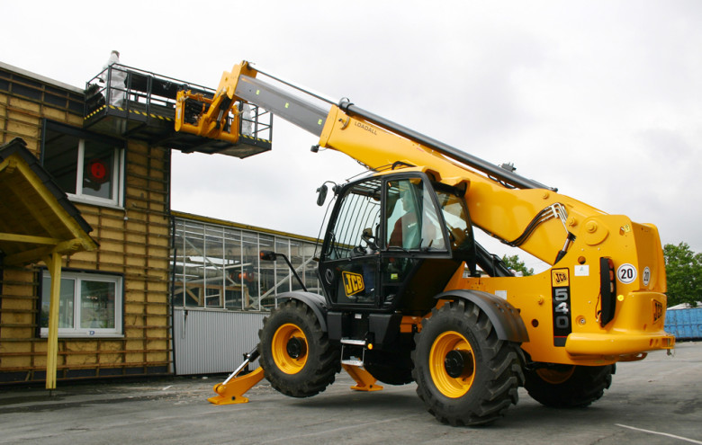 Телескопический погрузчик JCB 540-140 Телескопический погрузчик JCB 540-140