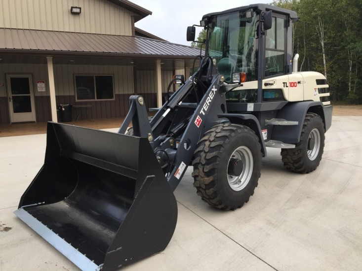 Фронтальный погрузчик Terex TL 100 Фронтальный погрузчик Terex TL 100