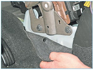 snyatie-radiatora-almera-1.jpg
