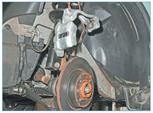 zamena-diska-per-almera-3.jpg