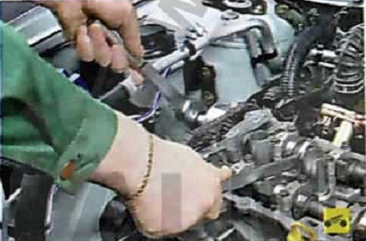 Nissan Almera Classic. ГОЛОВКА БЛОКА ЦИЛИНДРОВ ДВИГАТЕЛЯ. ЗАМЕНА РАСПРЕДЕЛИТЕЛЬНЫХ ВАЛОВ
