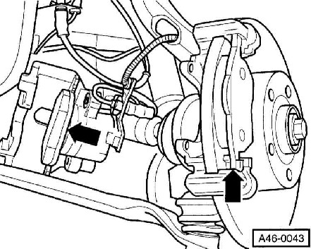 10.3 Снятие и установка передних тормозных колодок Audi A4